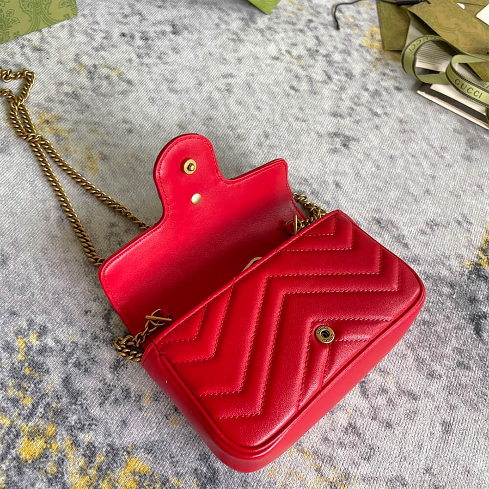 gg marmont matelasse leather S*per mini bag