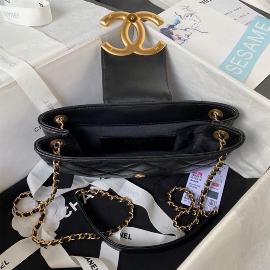 Ch*el baguette bag