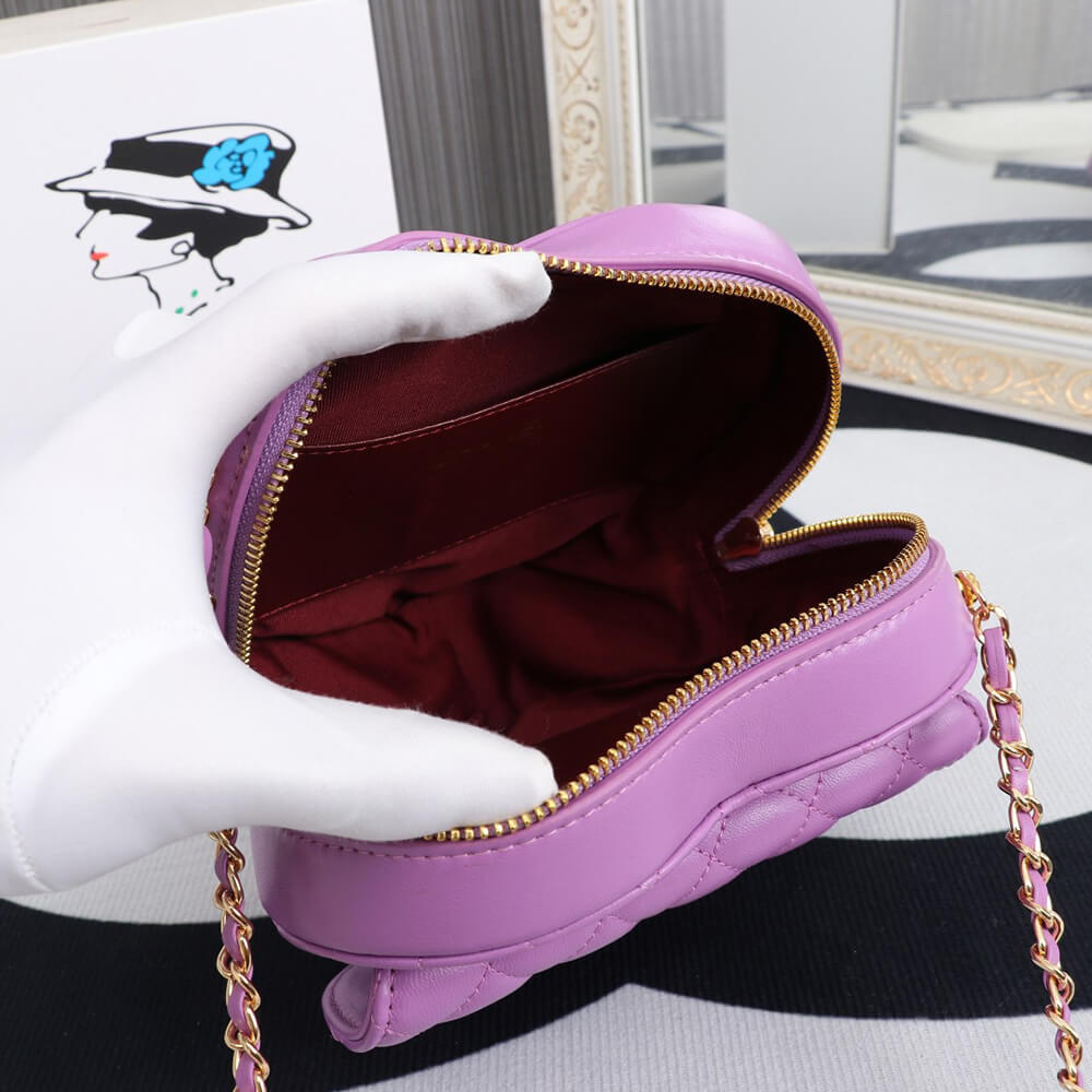 Ch*el 22s heart bag